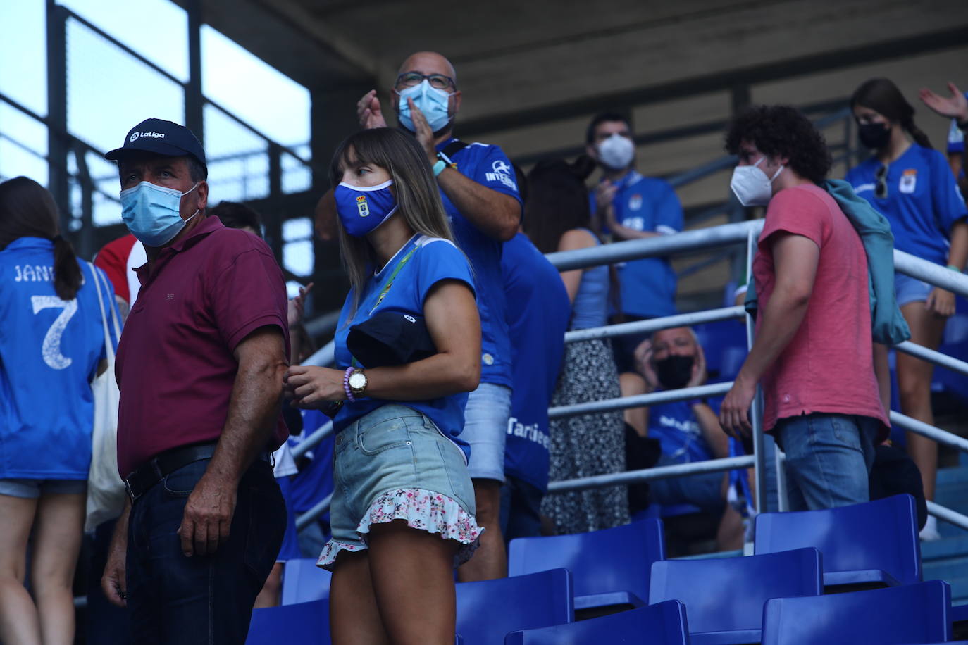 Fotos: ¿Estuviste en el Real Oviedo- Cartagena? ¡Búscate!