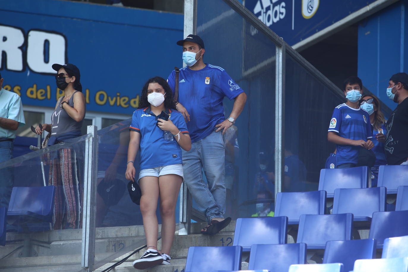 Fotos: ¿Estuviste en el Real Oviedo- Cartagena? ¡Búscate!