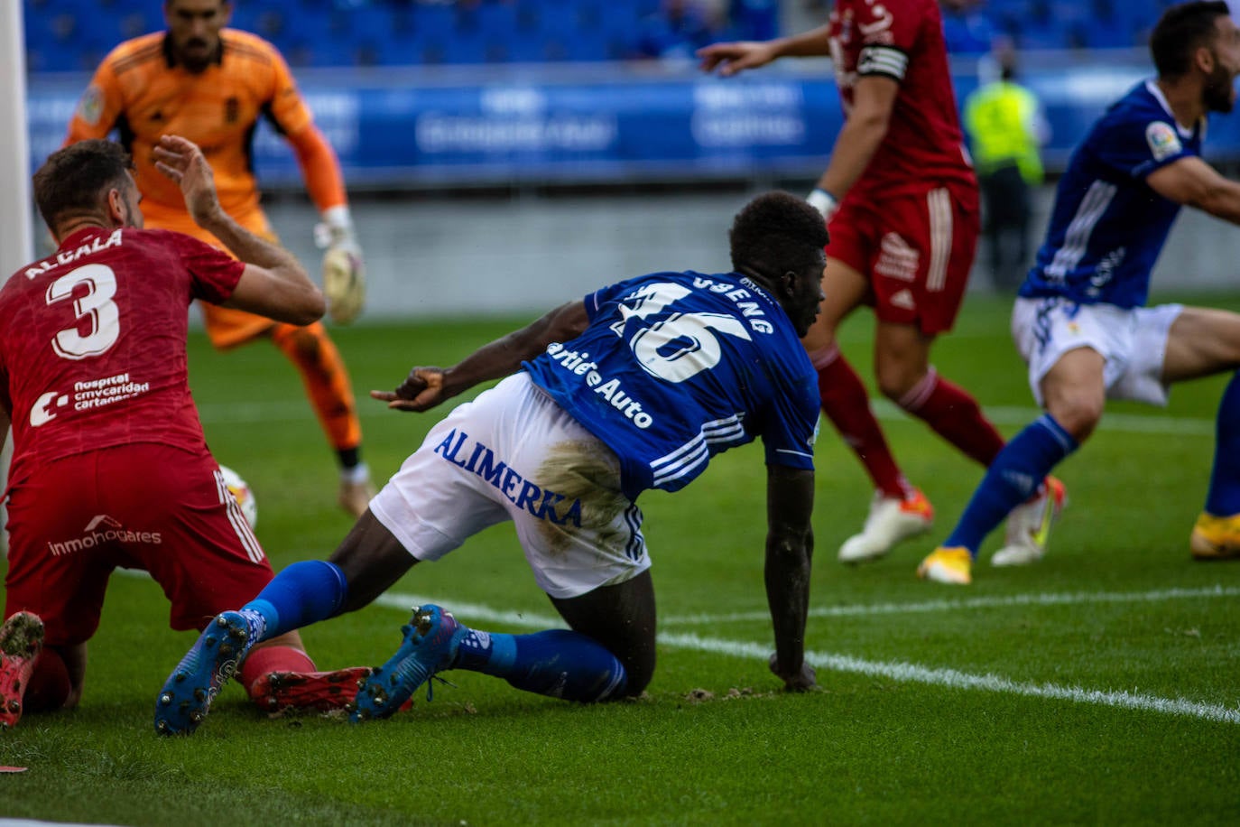 Un momento del partido disputado en el Carlos Tartiere