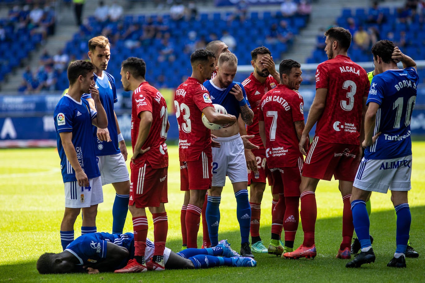 Un momento del partido disputado en el Carlos Tartiere