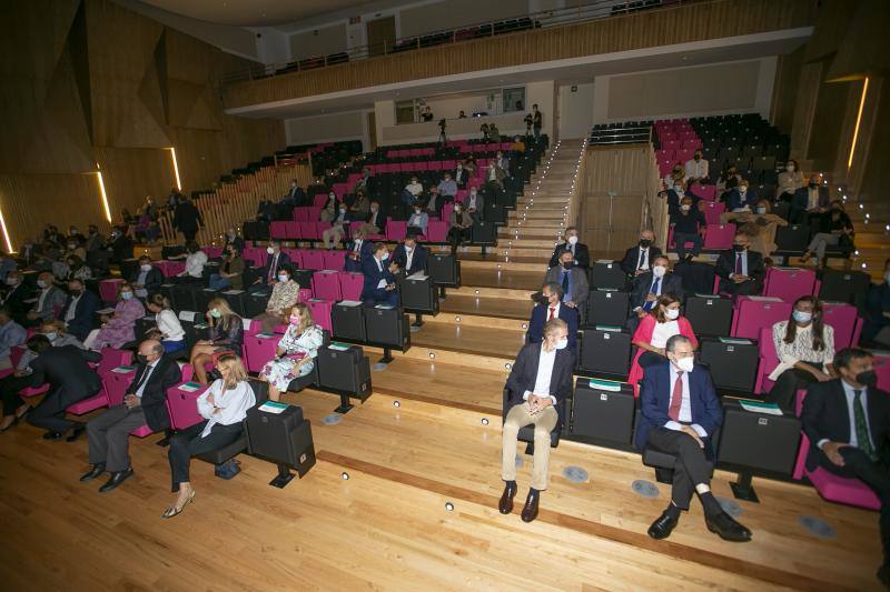 Los galardonados en los Premios Asturias Avanza han sido la Corporación Alimentaria Peñasanta (CAPSA), TSK y Grupo Baldajos. 