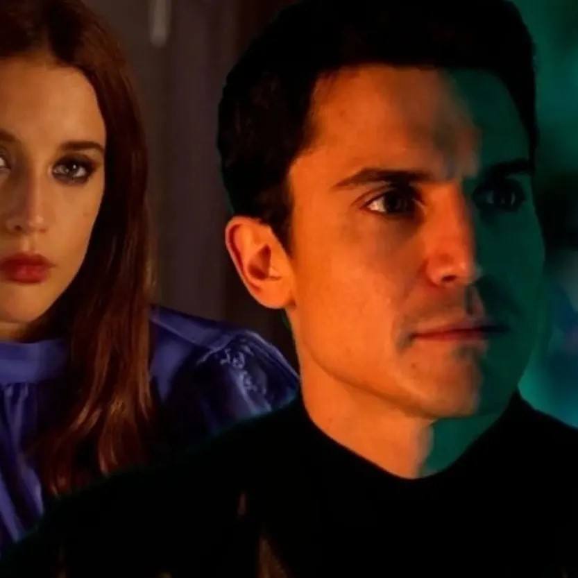 Álex y María en una de las imágenes surgidas con motivo del lanzamiento.