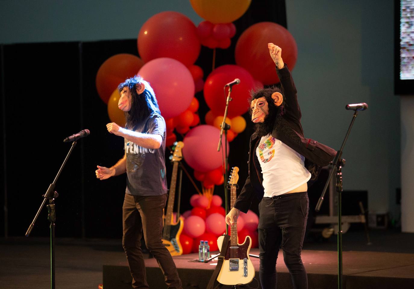 Fotos: Conciertos, Scalextric gigante y magia para los más pequeños