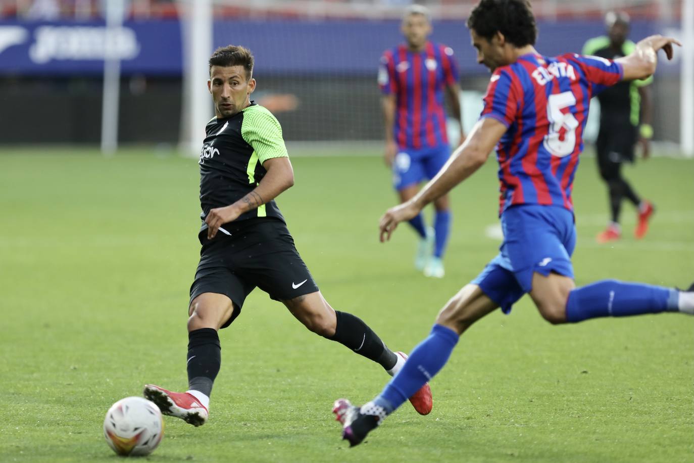 Fotos: Las mejores imágenes del Eibar - Sporting