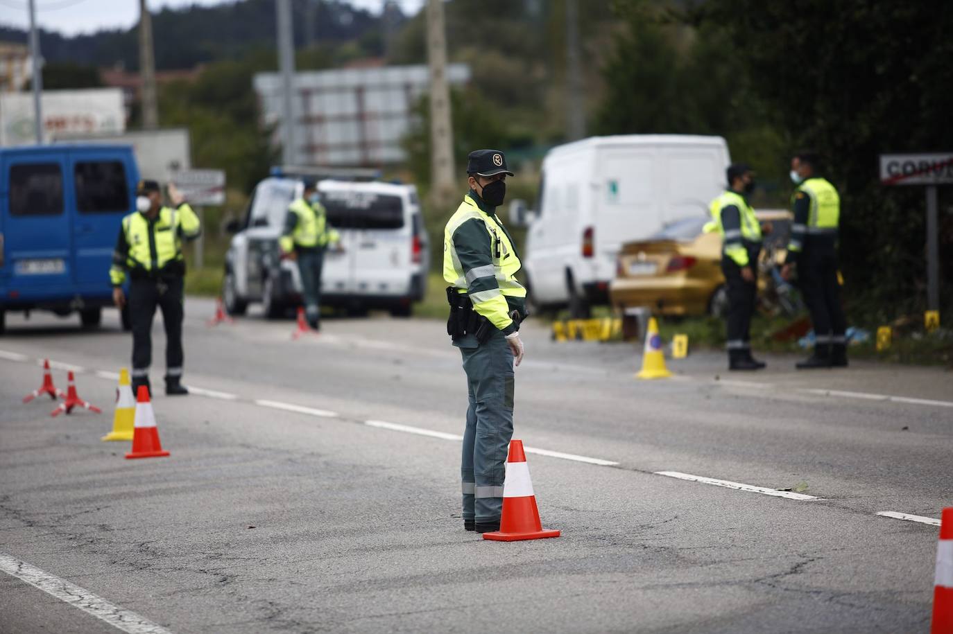 Fotos: Muere un joven de 22 años en Llanera arrollado por un coche que huía de la Policía desde Gijón