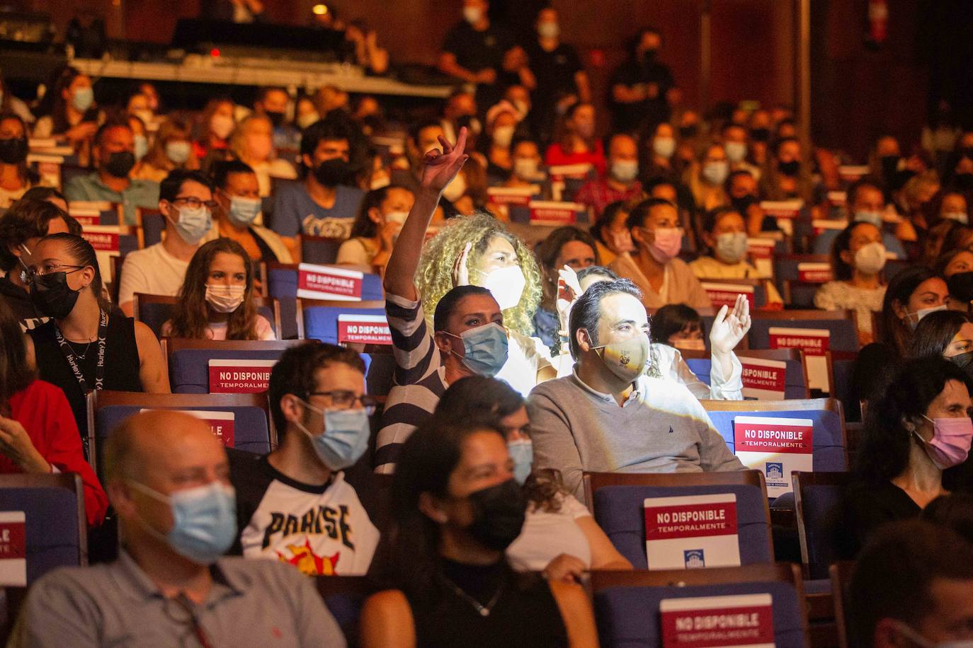 La artista malagueña colgó el cartel de completo en el Auditorio, iluminando la víspera de San Mateo.