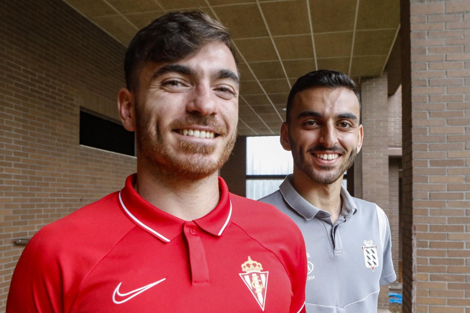 Una familia rendida al balón. Hijos del exdelantero Felipe Campuzano, Víctor y Álex disfrutan delfútbol en Asturias con el Sporting y el Praviano. 