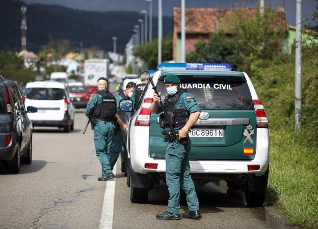 El conductor que mató a un joven en Llanera tenía orden de busca y captura y el carné retirado