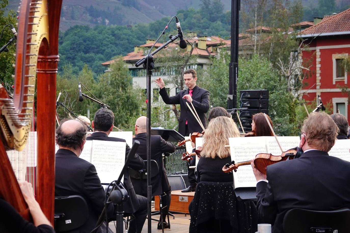 El Ayuntamiento de Cangas de Onís y la Consejería de Cultura decidieron poner así fin a un verano cargado de actividades culturales.