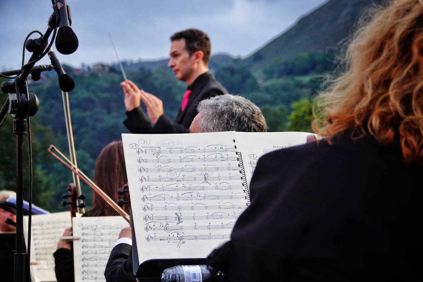 El Ayuntamiento de Cangas de Onís y la Consejería de Cultura decidieron poner así fin a un verano cargado de actividades culturales.