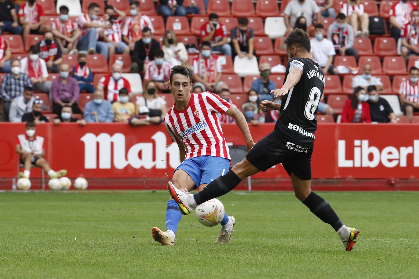 Fotos: Las mejores imágenes del Sporting - Málaga