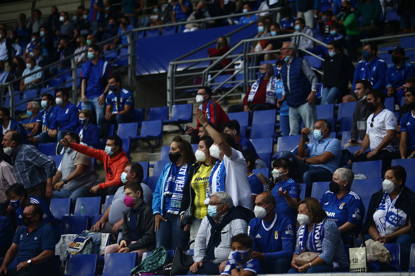 Fotos: ¿Estuviste en el Real Oviedo-Girona? ¡Búscate!