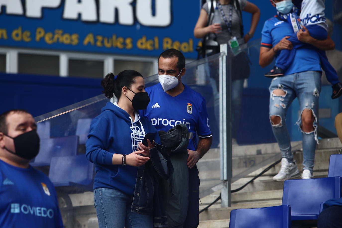 Fotos: ¿Estuviste en el Real Oviedo-Girona? ¡Búscate!