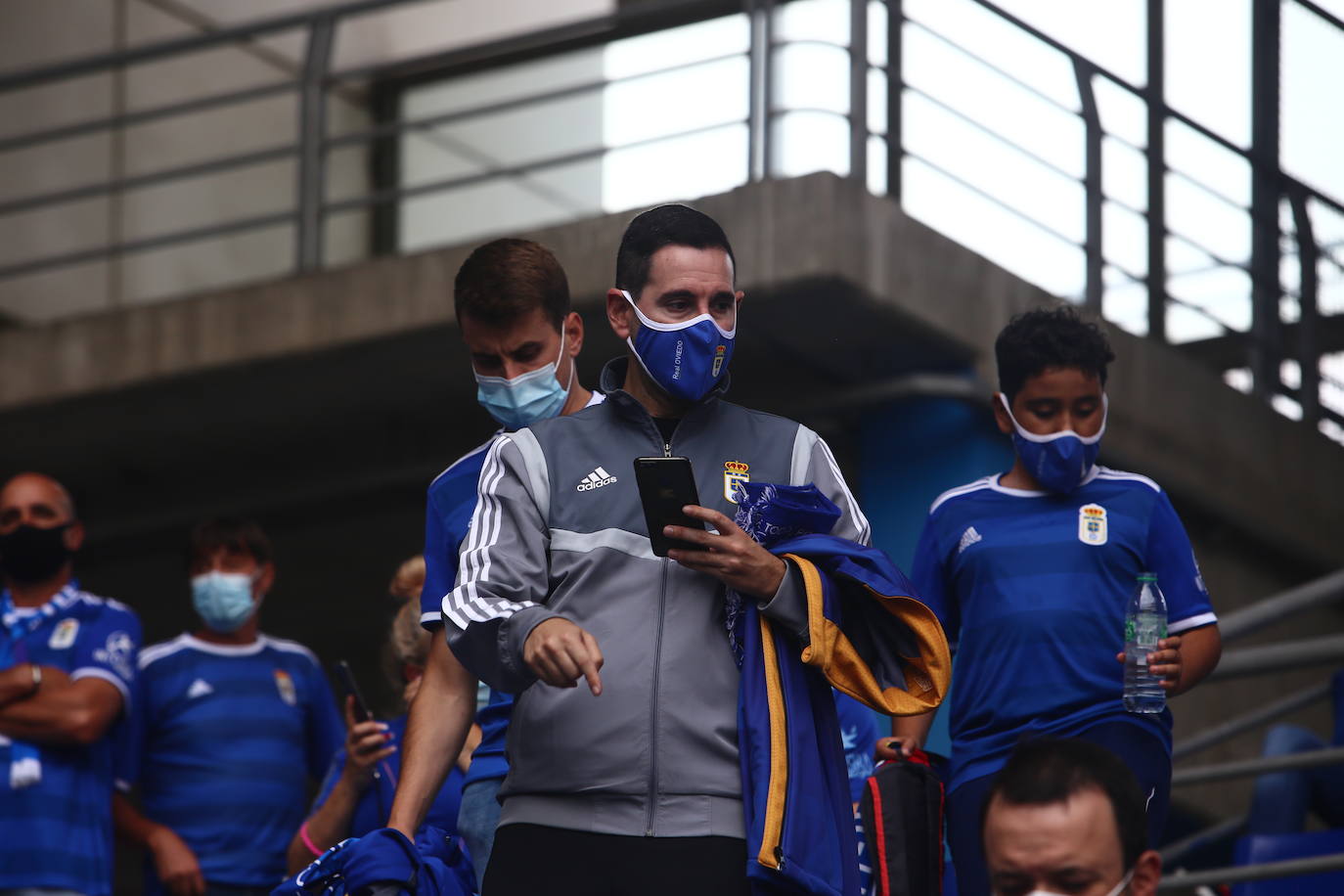 Fotos: ¿Estuviste en el Real Oviedo-Girona? ¡Búscate!