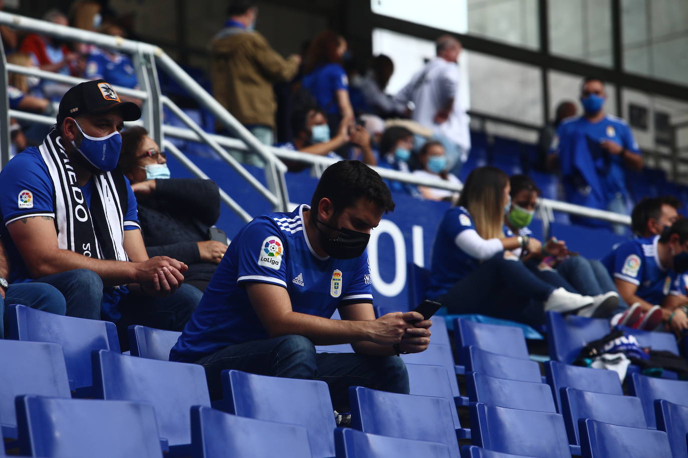 Fotos: ¿Estuviste en el Real Oviedo-Girona? ¡Búscate!