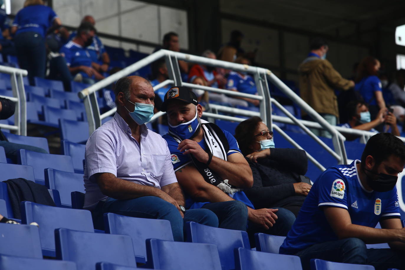 Fotos: ¿Estuviste en el Real Oviedo-Girona? ¡Búscate!