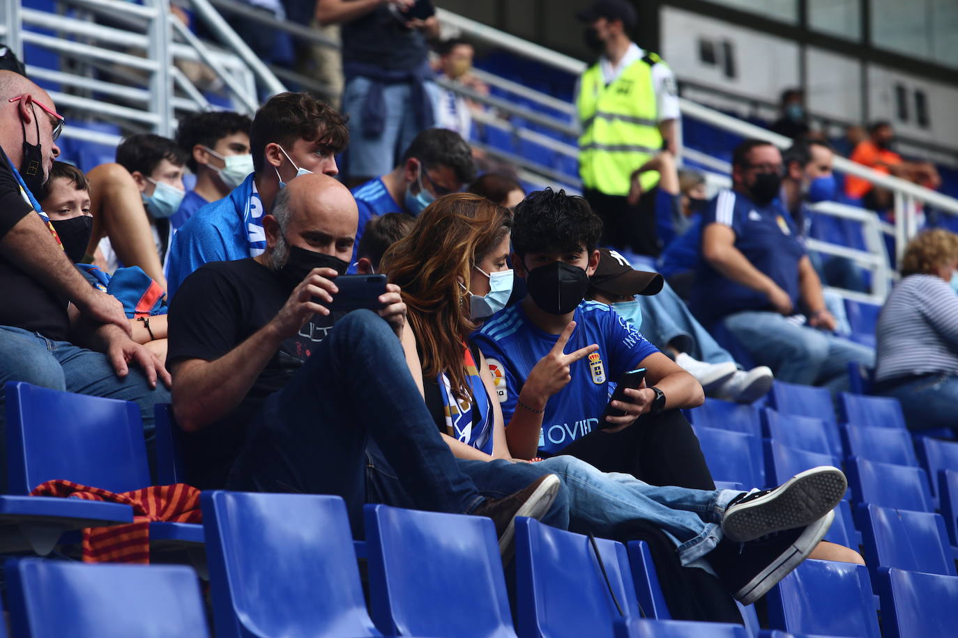 Fotos: ¿Estuviste en el Real Oviedo-Girona? ¡Búscate!