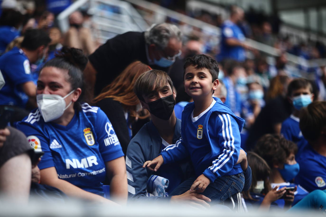 Fotos: ¿Estuviste en el Real Oviedo-Girona? ¡Búscate!
