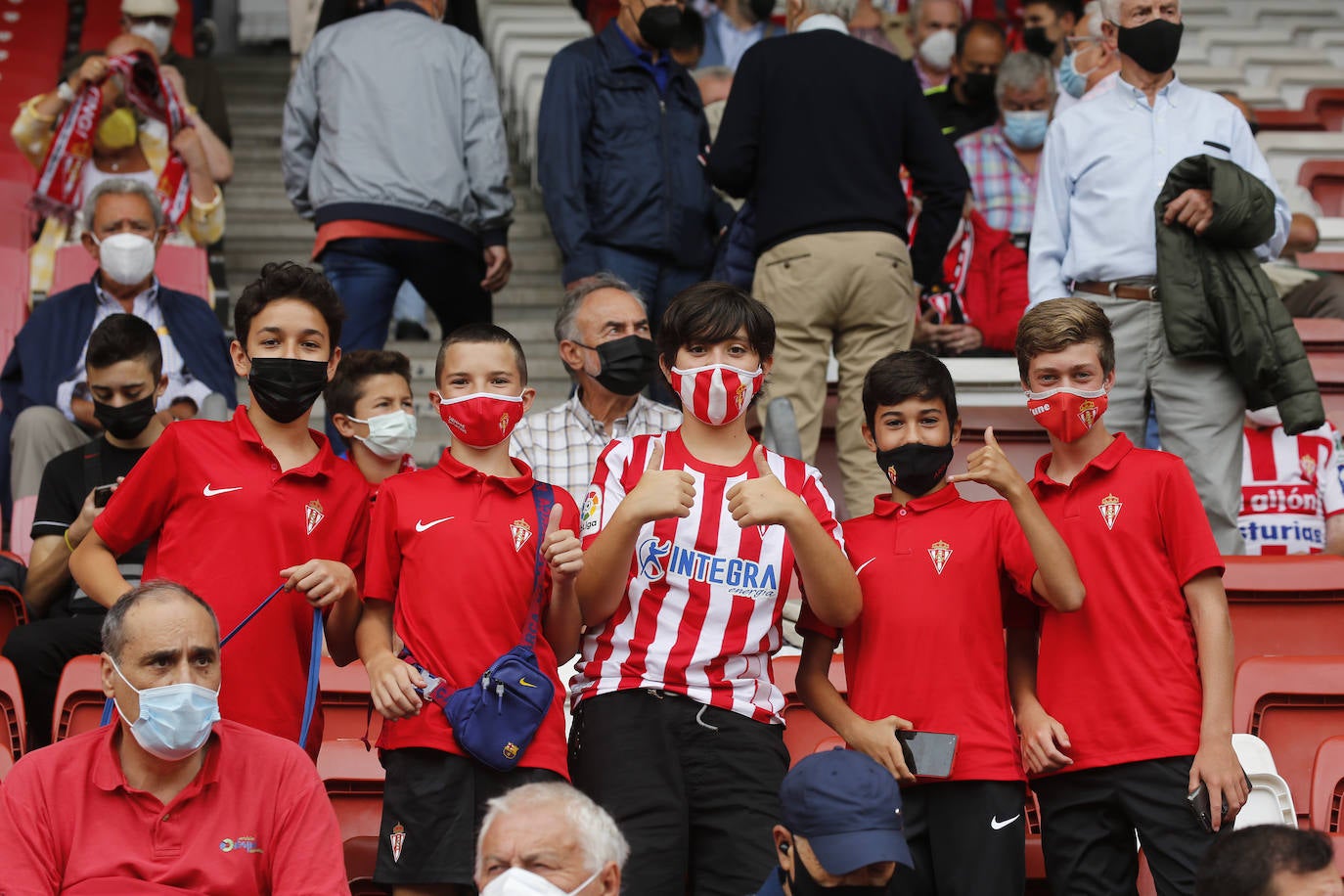 Fotos: ¿Estuviste en el Sporting-Málaga? ¡Búscate!