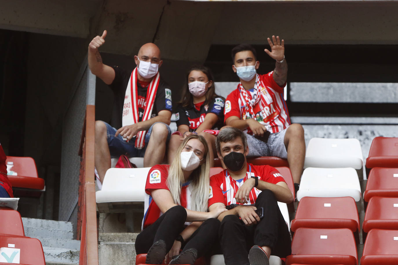 Fotos: ¿Estuviste en el Sporting-Málaga? ¡Búscate!