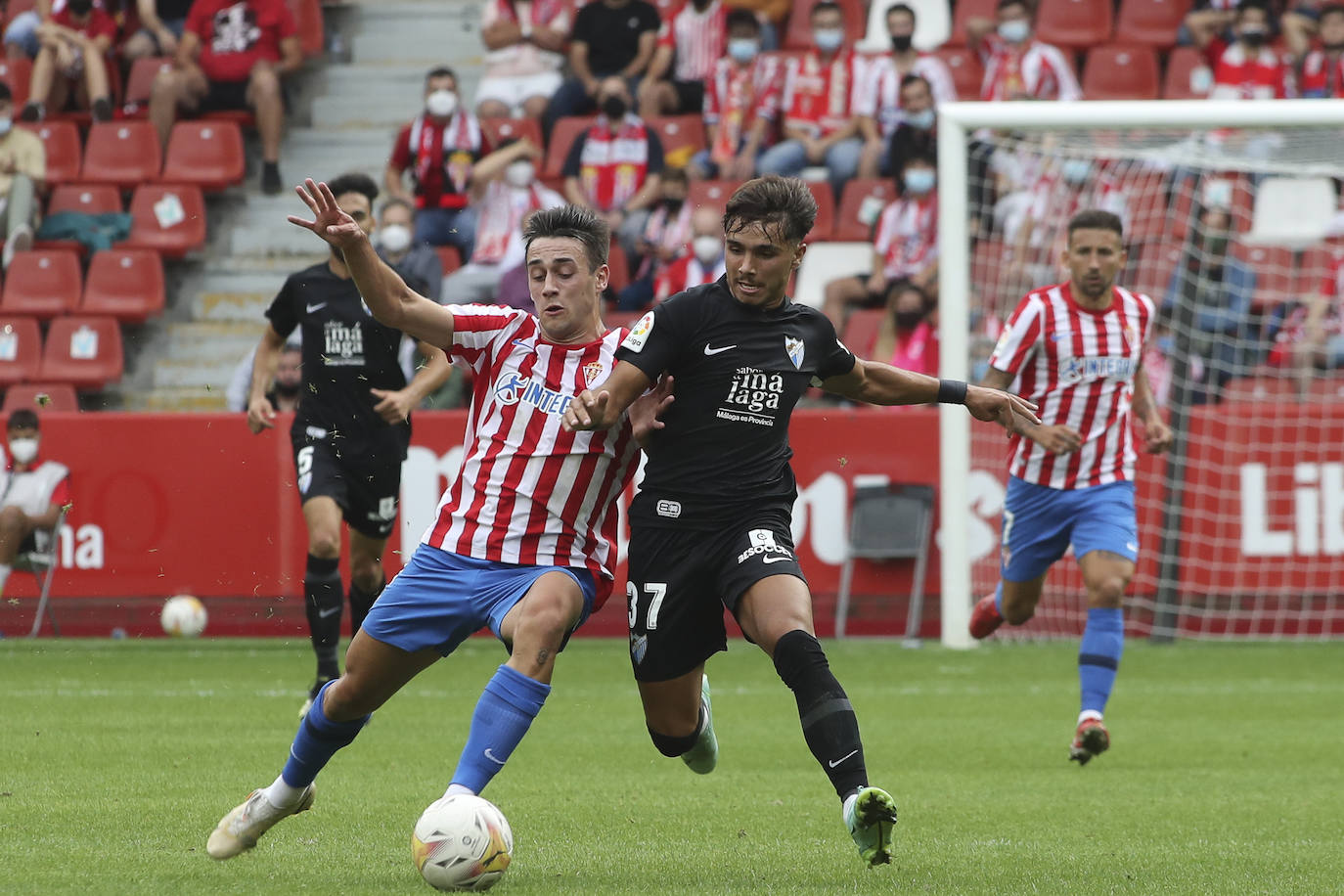 Fotos: Las mejores imágenes del Sporting - Málaga