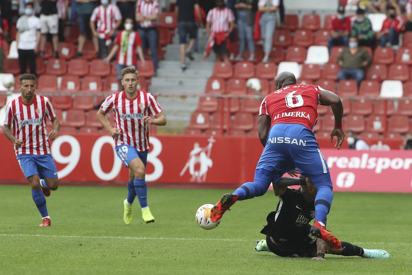 Fotos: Las mejores imágenes del Sporting - Málaga