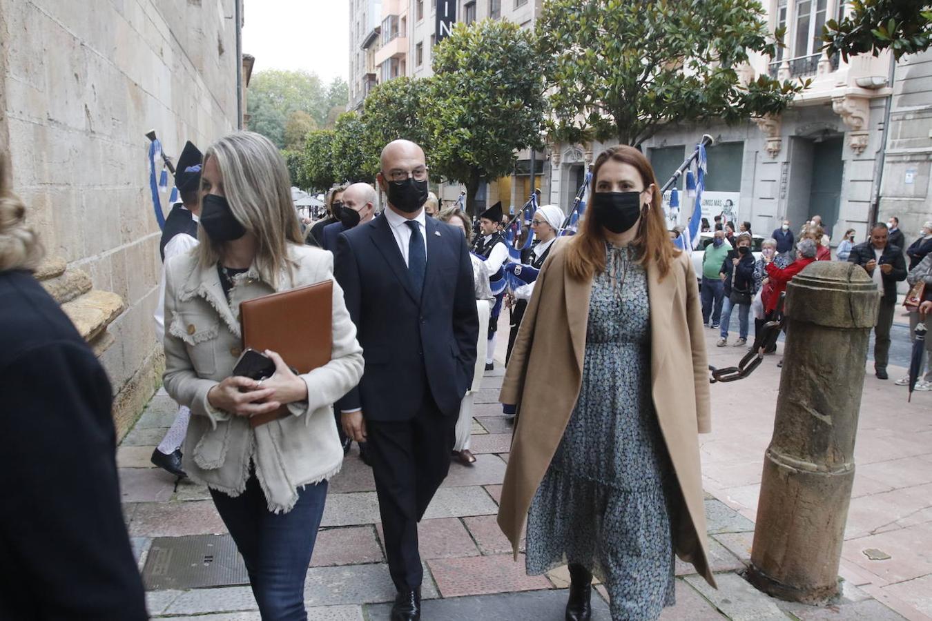 Los Premios Iberoamericanos Asicom-Universidad de Oviedo 2021 han destacado la labor informativa de Europa Press para difundir la actualidad de España y de Iberoamérica. También han sido reconocidos en esta edición el exjugador de balonmano, José Javier Hombrados; la escultora y escritora Ana Teresa Ortega; el productor y empresario José Velasco; el actor Inmanol Arias; y el sociólogo portugués Boaventura de Sousa.