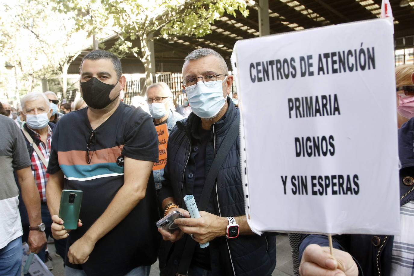 Los vecinos del Área Sanitaria V vuelven a manifestarse para reclamar una atención primaria «cercana y presencial»