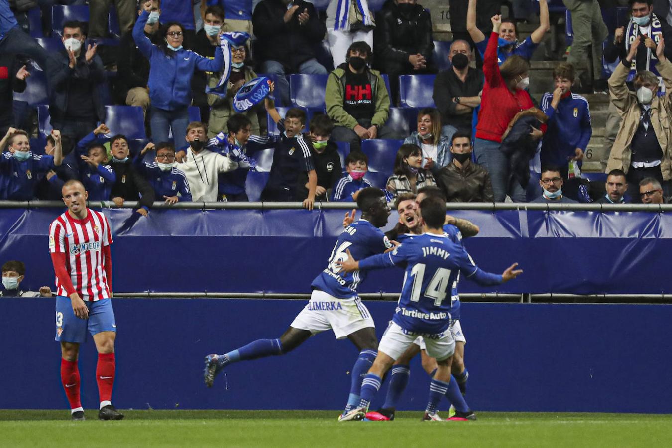 Oviedo y Sporting firman un empate con los goles de Lucas y Djuka. 