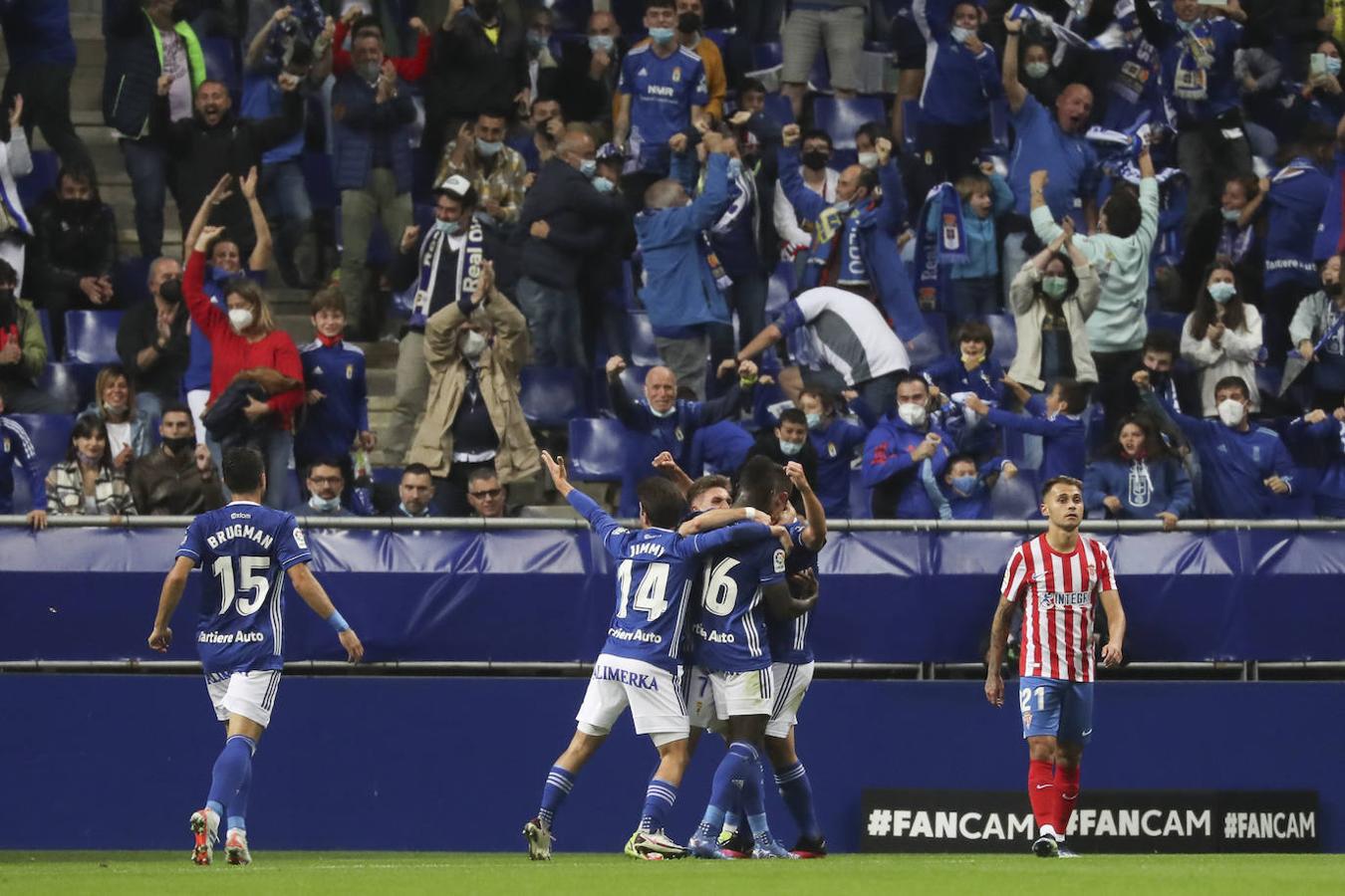 Oviedo y Sporting firman un empate con los goles de Lucas y Djuka. 