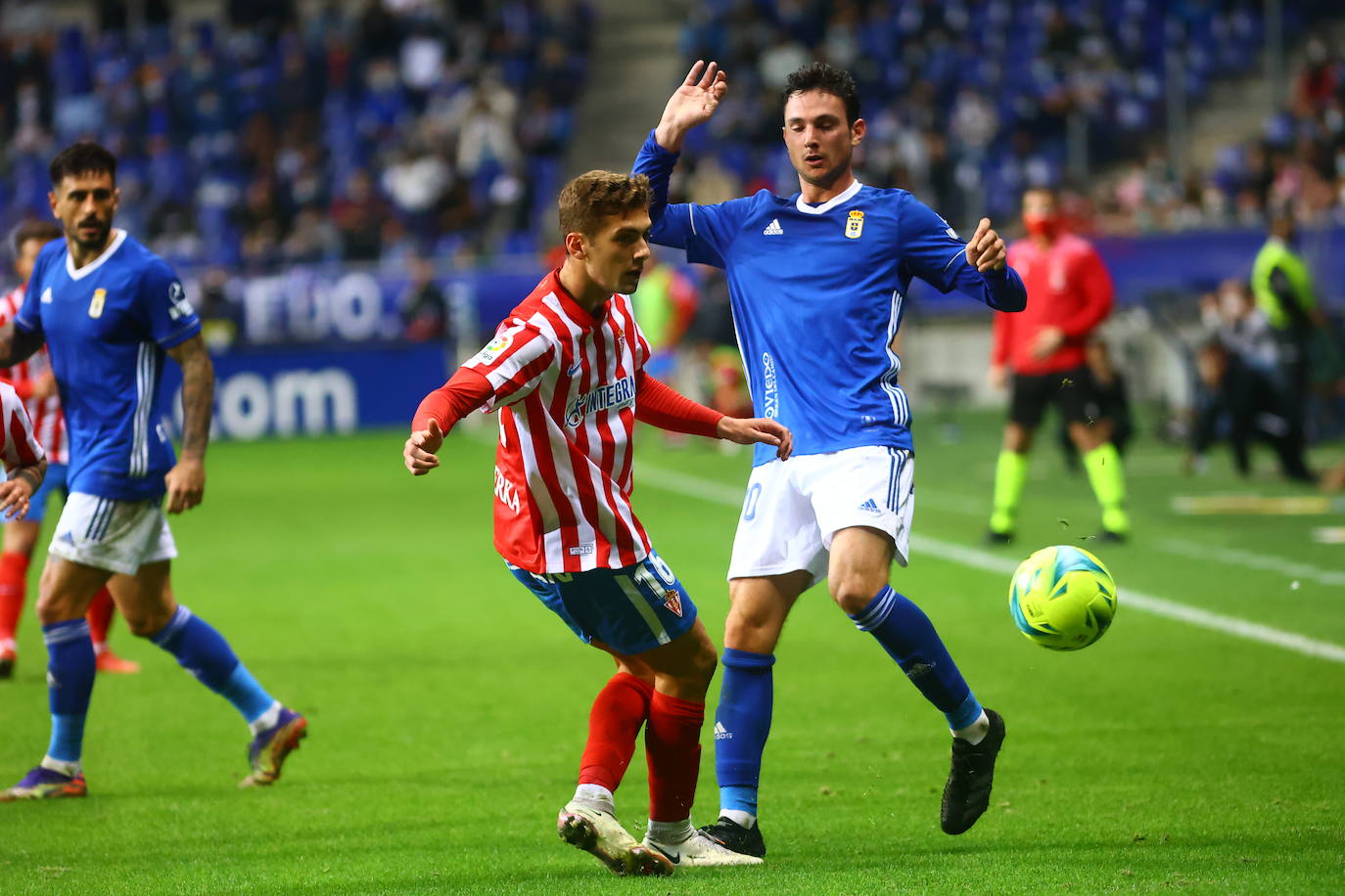 Oviedo y Sporting firman un empate con los goles de Lucas y Djuka. 