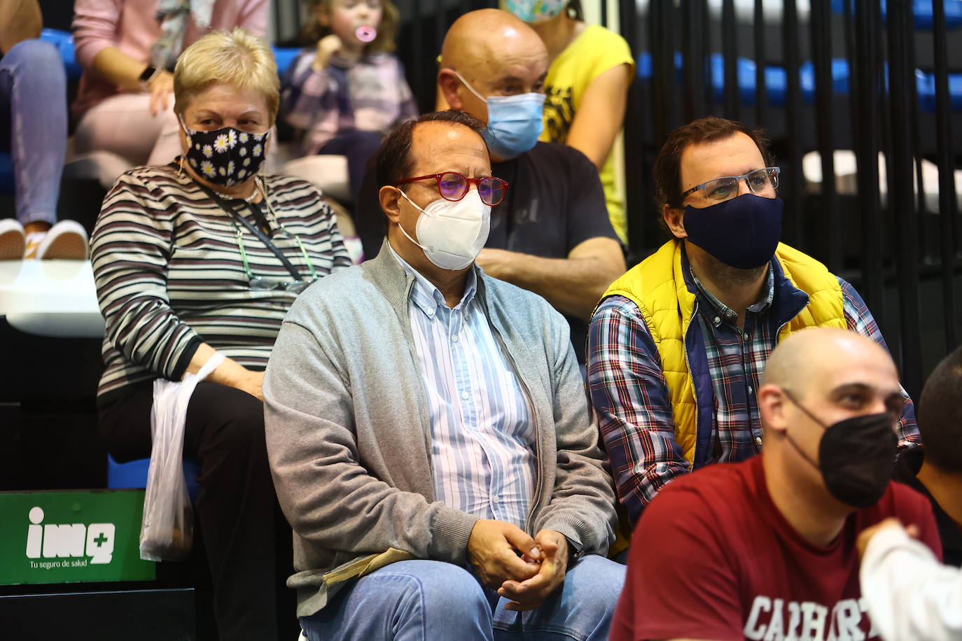 Fotos: ¿Estuviste en el Unicaja Oviedo - Juaristi? ¡Búscate!