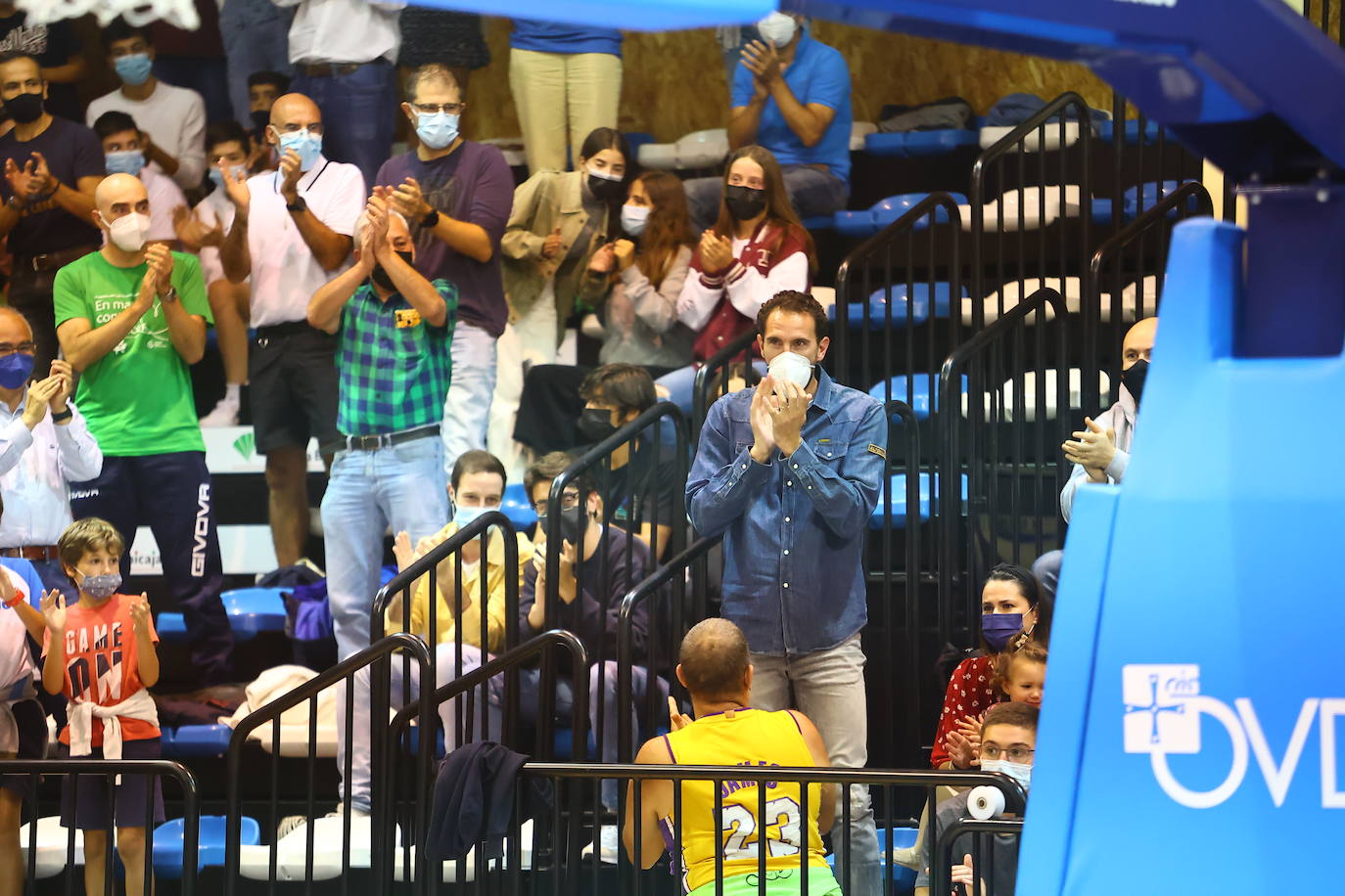 Fotos: ¿Estuviste en el Unicaja Oviedo - Juaristi? ¡Búscate!