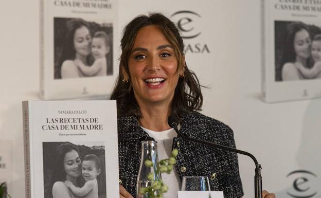 Tamara Falcón, en la presentación de su libro de recetas.