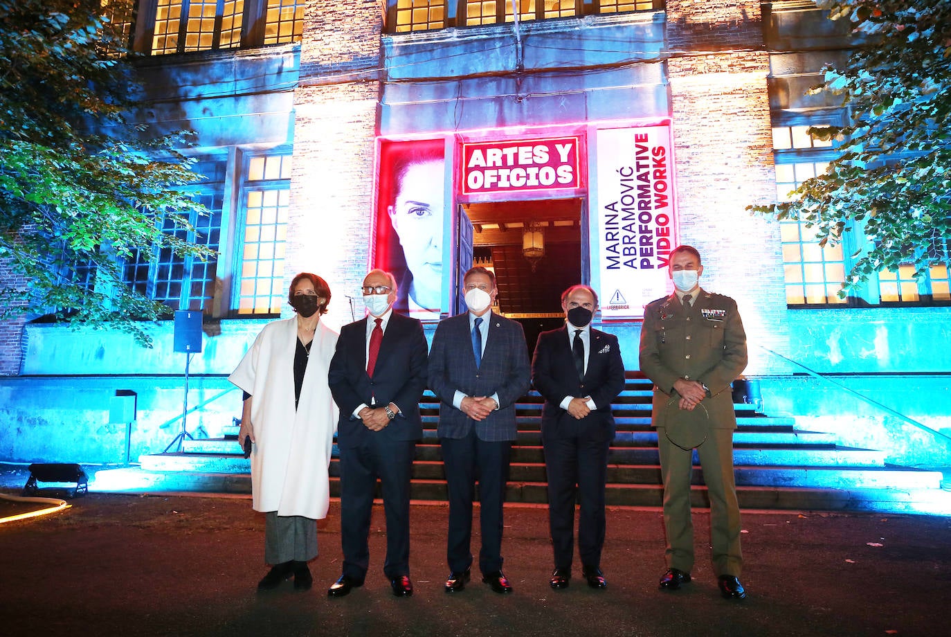 Trescientos afortunados disfrutaron de dos visitas guiadas por la Fábrica de Armas en la inauguración de la Semana de los Premios Princesa 