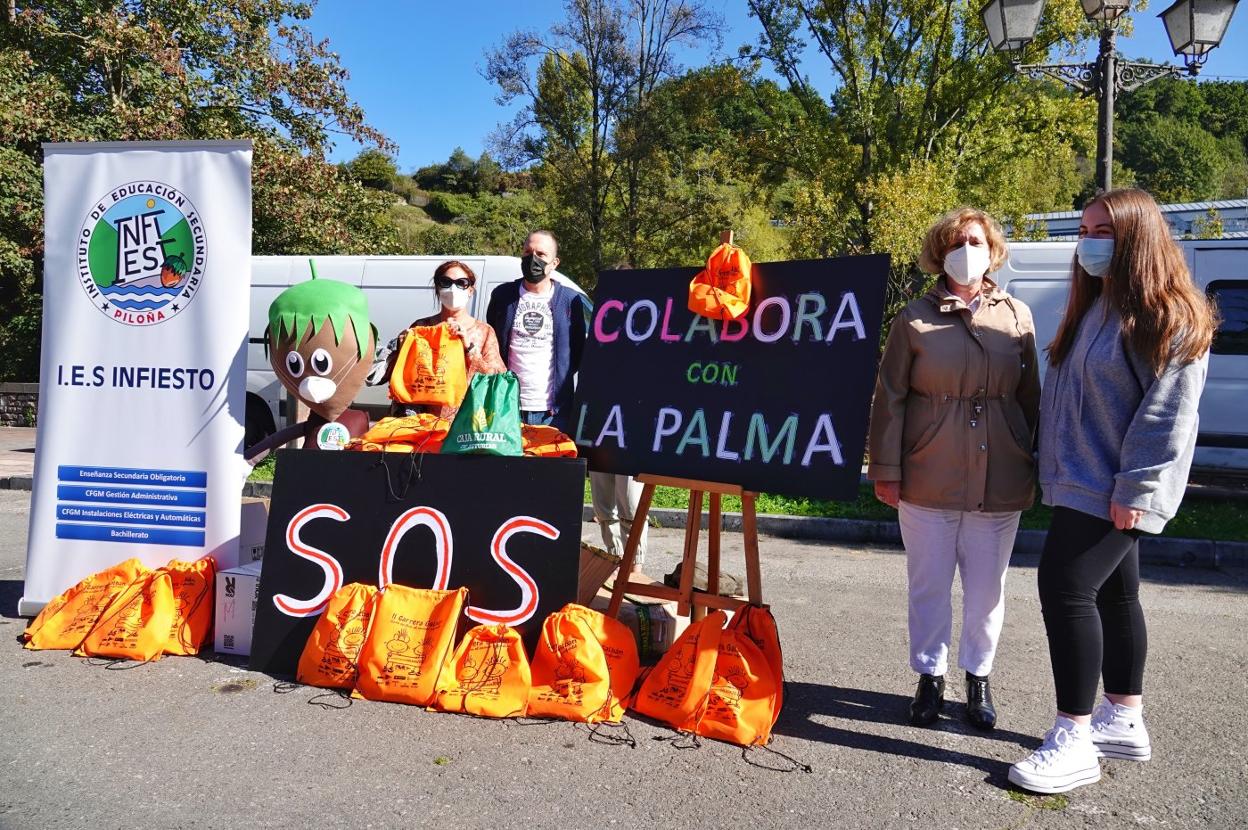 Isabel Ortea, Nacho García, Covadonga Fernández y Alba Fernández. 