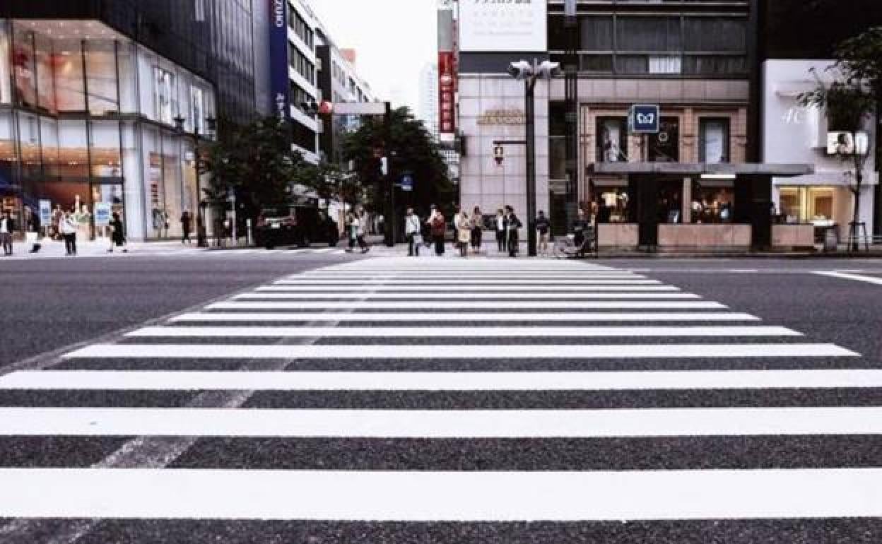 DGT | Las normas que deben cumplir los peatones si no quieren recibir una multa