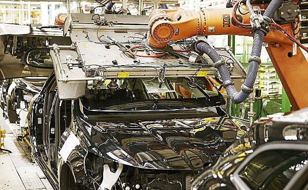 Línea de montaje de la planta de Renault en Palencia 