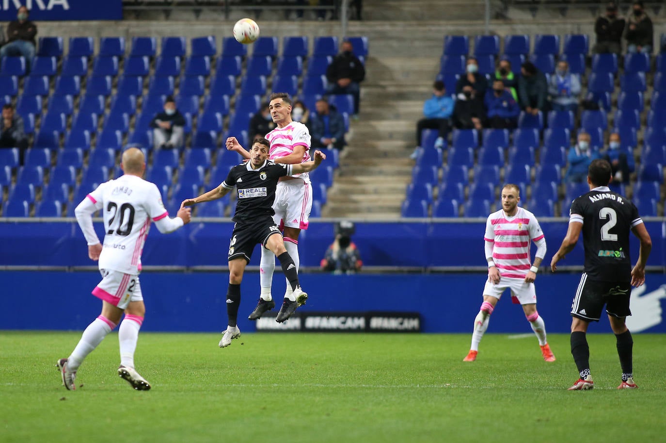 Fotos: Las mejores imágenes del Real Oviedo - Burgos