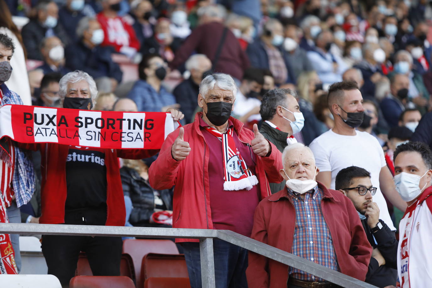 Fotos: ¿Estuviste en el Sporting - Valladolid? ¡Búscate!