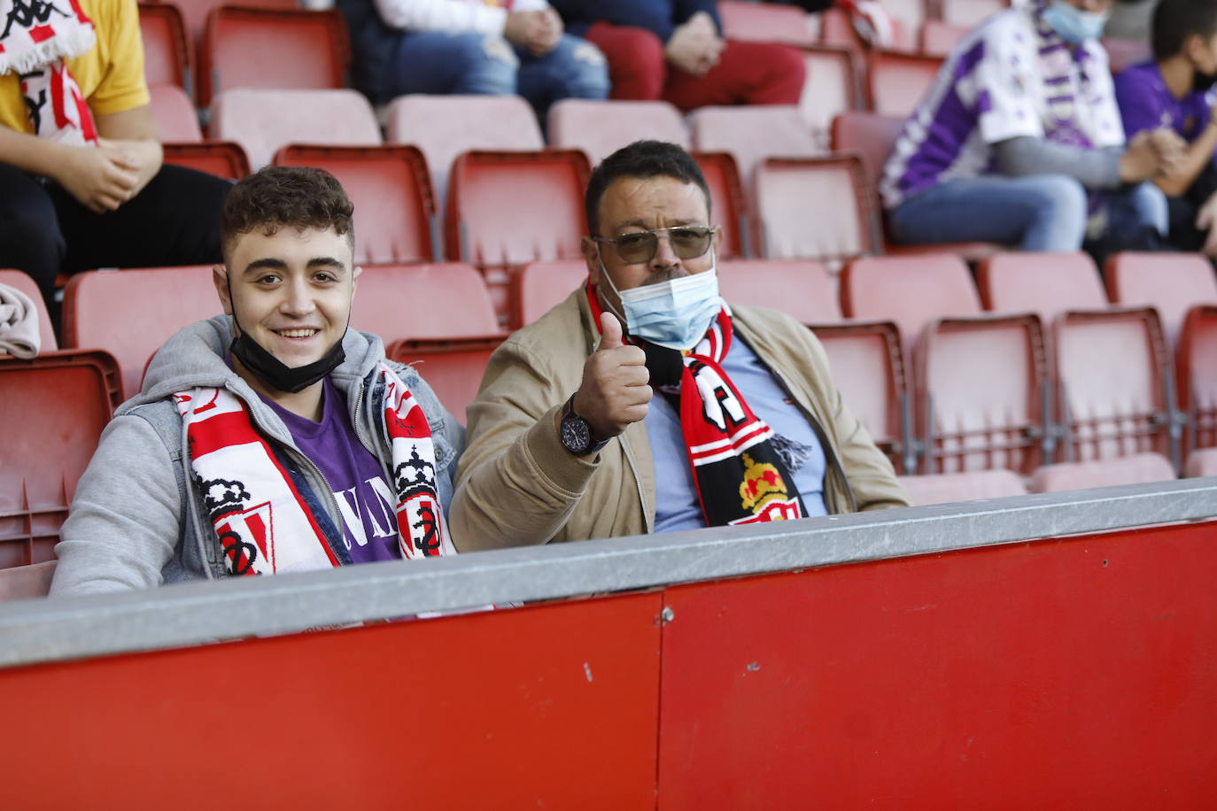 Fotos: ¿Estuviste en el Sporting - Valladolid? ¡Búscate!