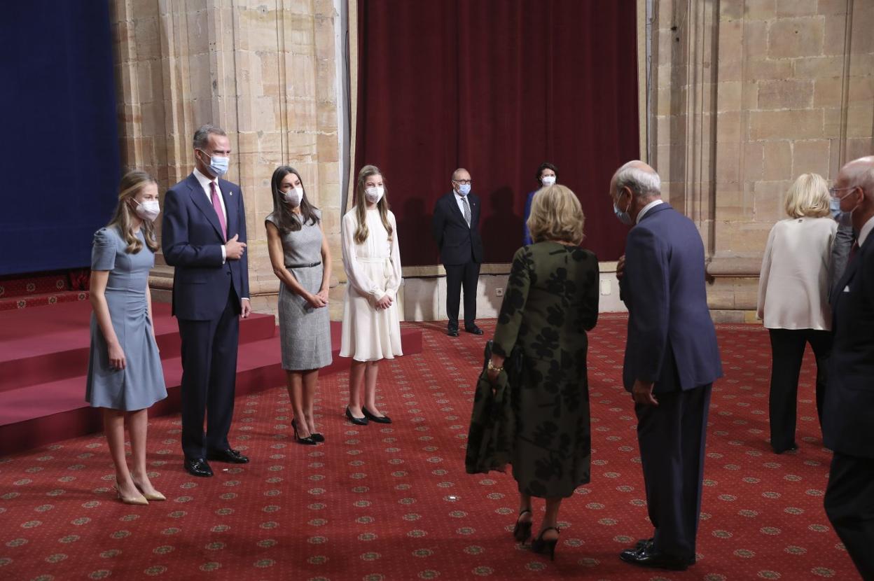 Un momento de la recepción a los patronos de la Fundación Princesa de Asturias. 