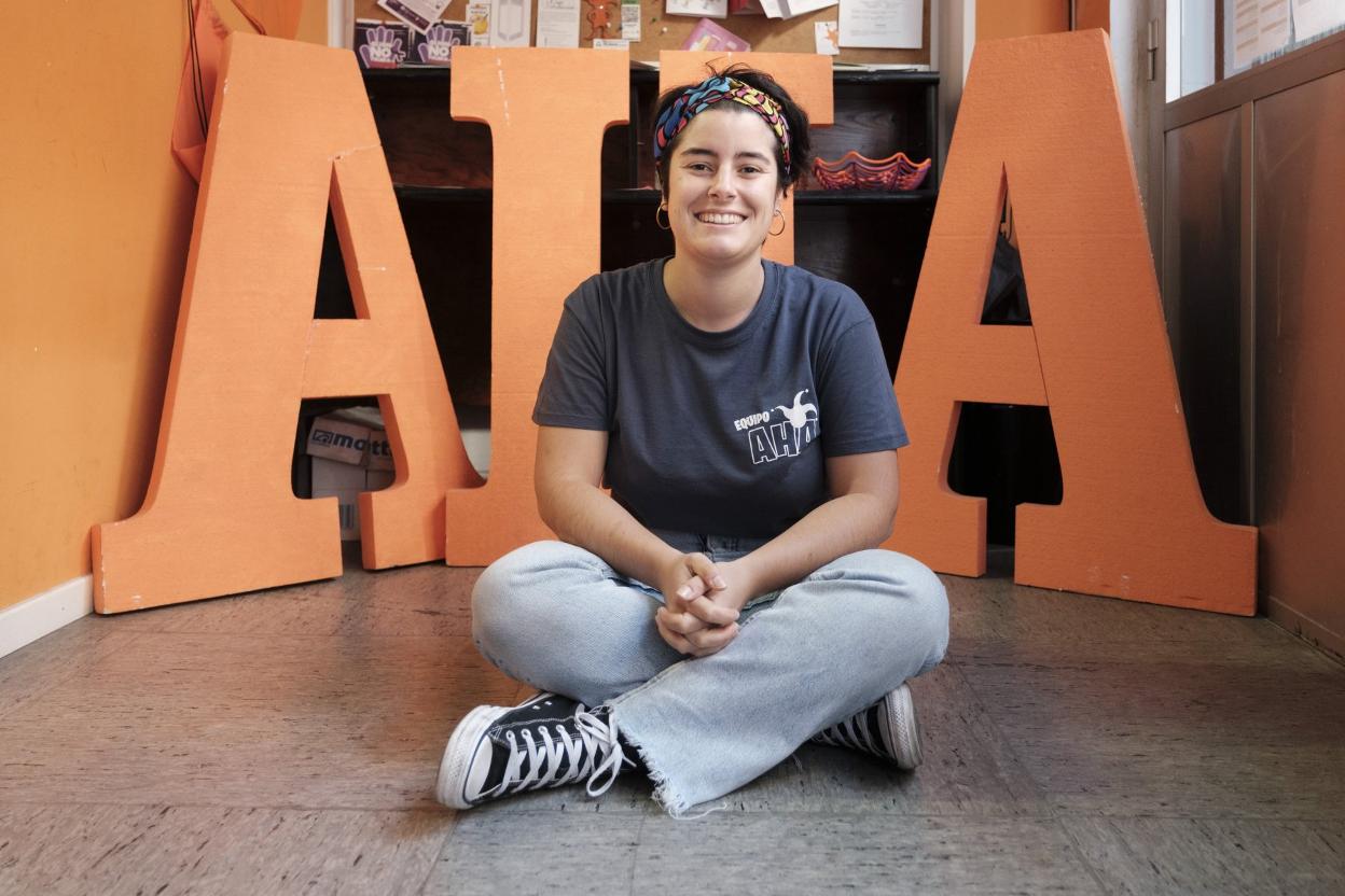 Sofía Moreno, en la sede de la asociación en El Llano. 