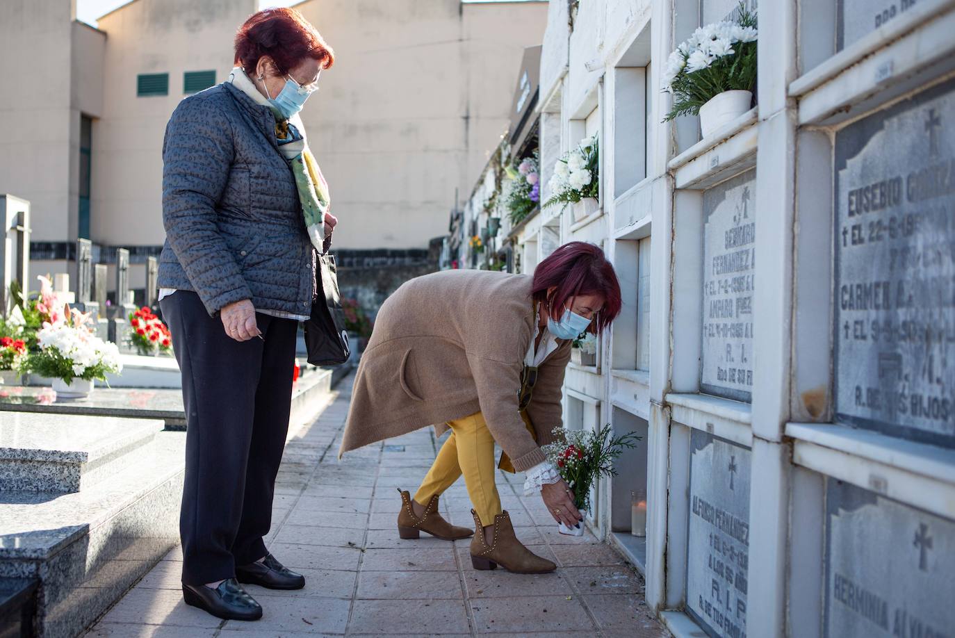 El recuerdo a los seres queridos fallecidos hoy está muy presente