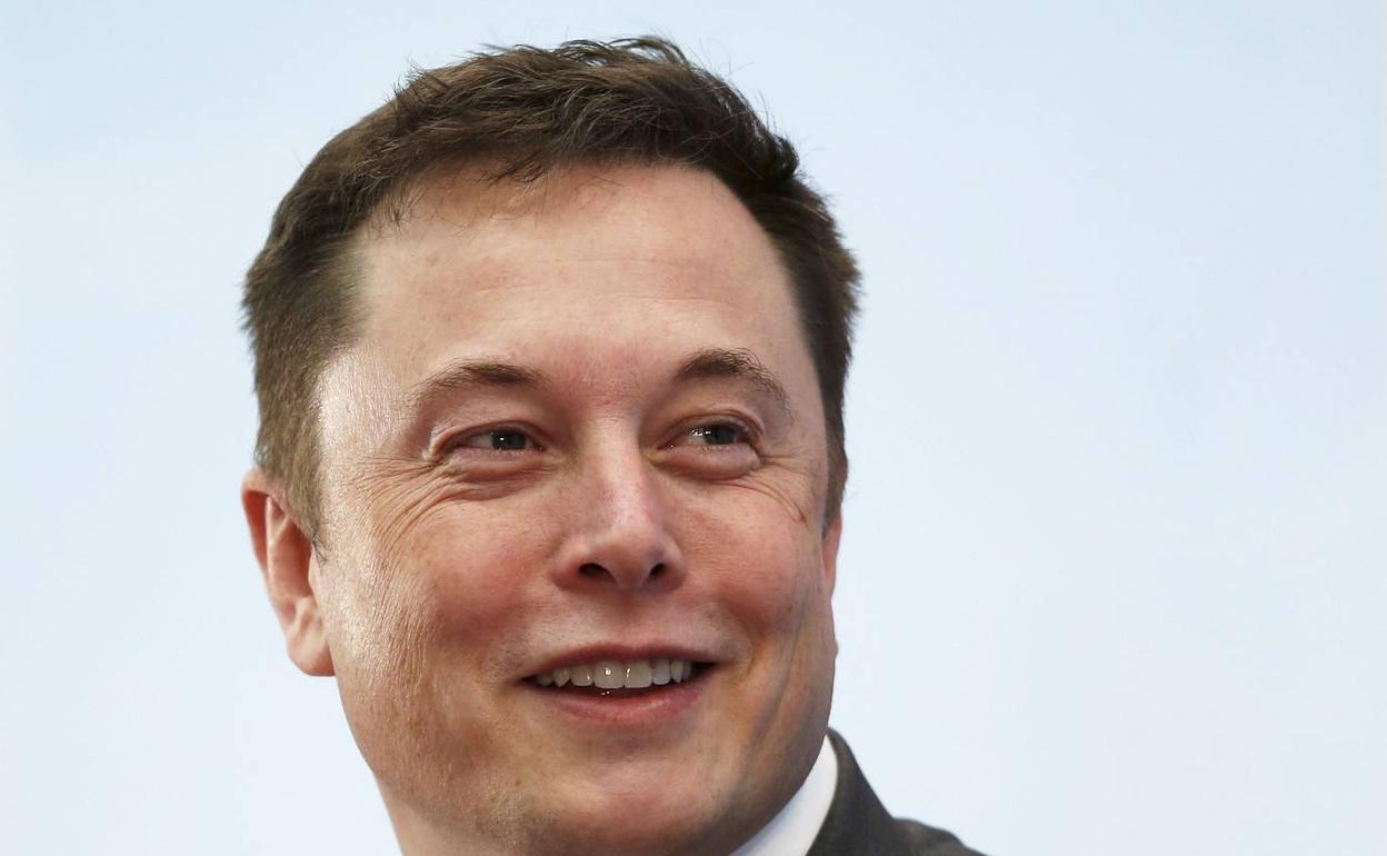 Elon Musk reta a la ONU a demostrar cómo con su fortuna podría acabarse el problema del hambre en el mundo