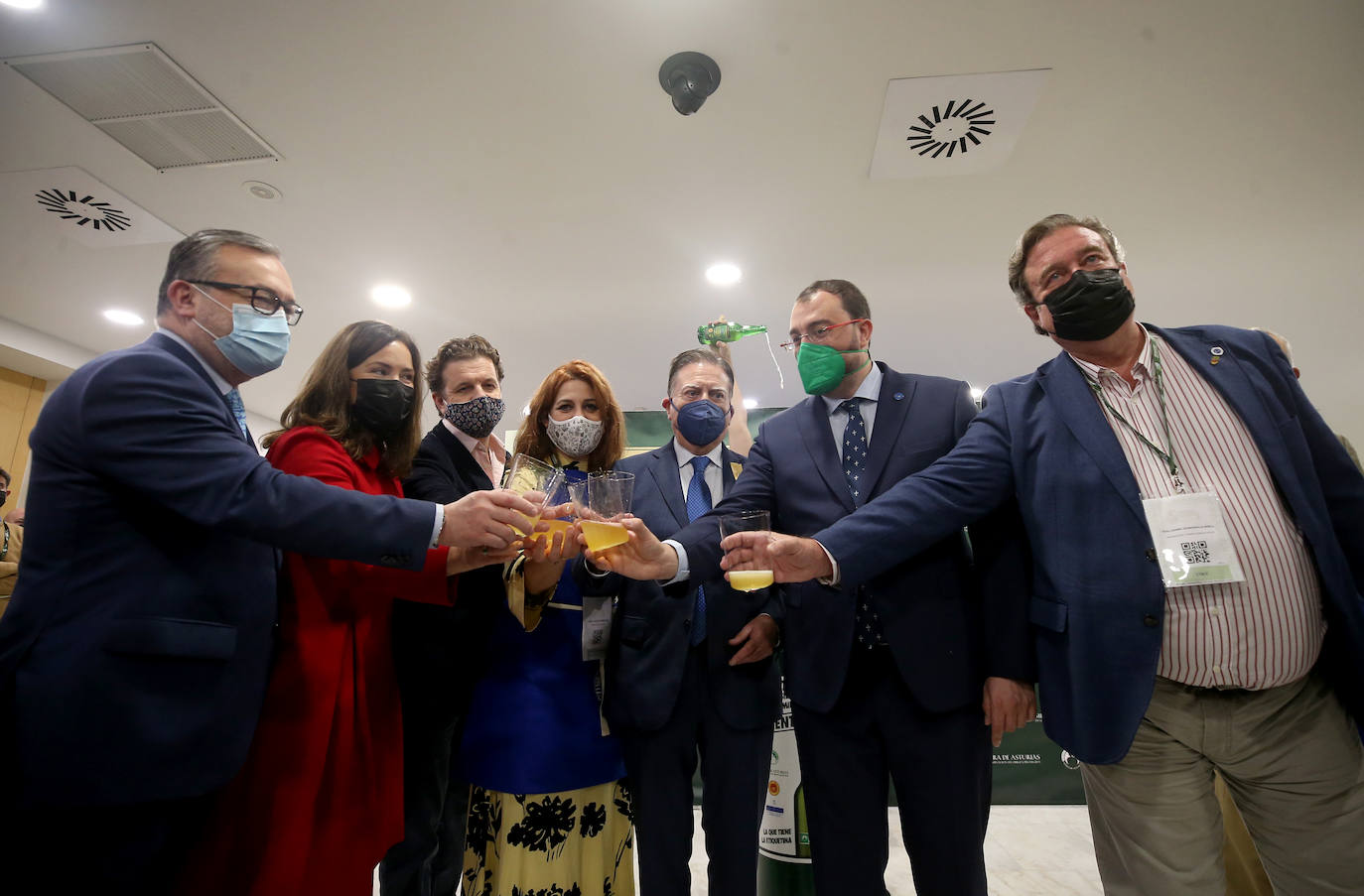 Oviedo y Asturias serán, hasta el próximo sábado, el epicentro global de la cultura quesera gracias a la celebración del Festival Internacional del Queso y de la trigésimo tercera edición de los World Cheese Awards que deciden el mejor queso del mundo en el Palacio de Exposiciones y Congresos del Calatrava. 