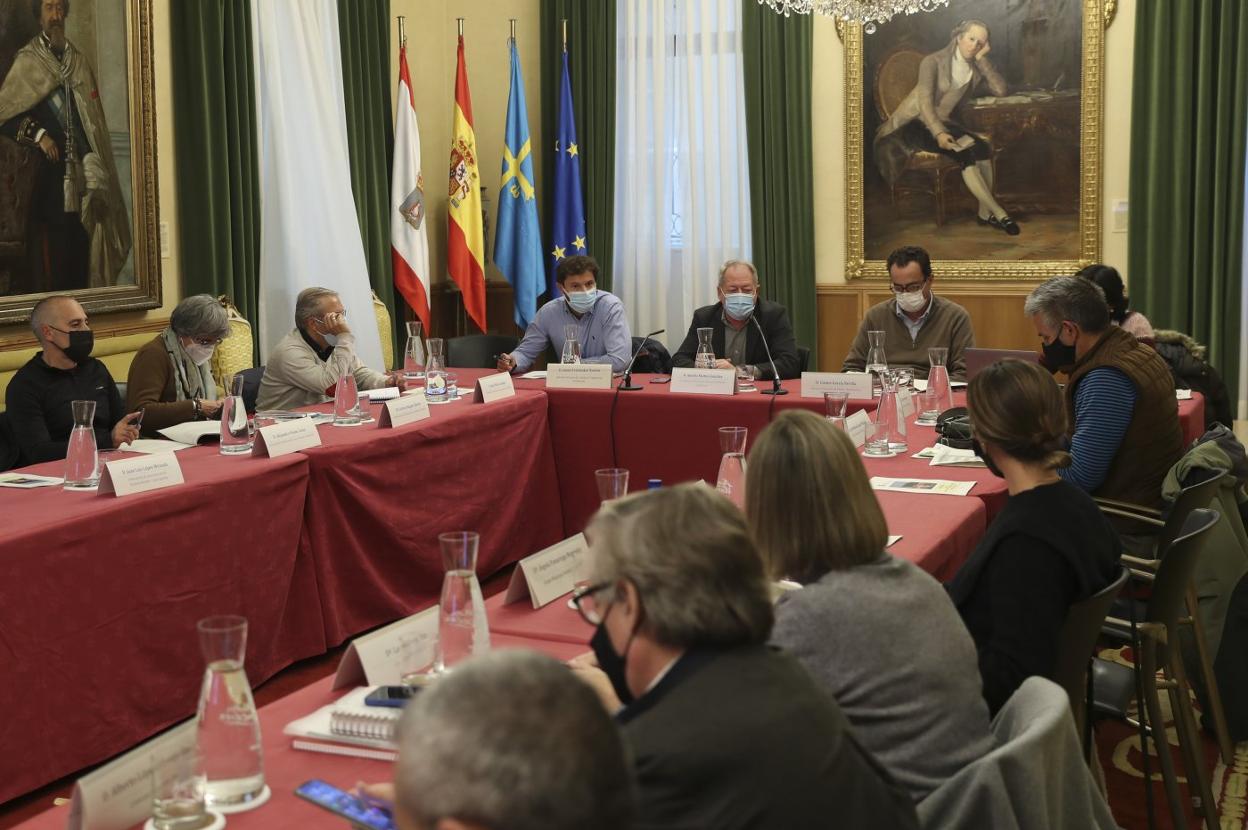 Jesús Fernández, Aurelio Martín y Cosme García presidieron el Consejo Sectorial de Medio Ambiente. 