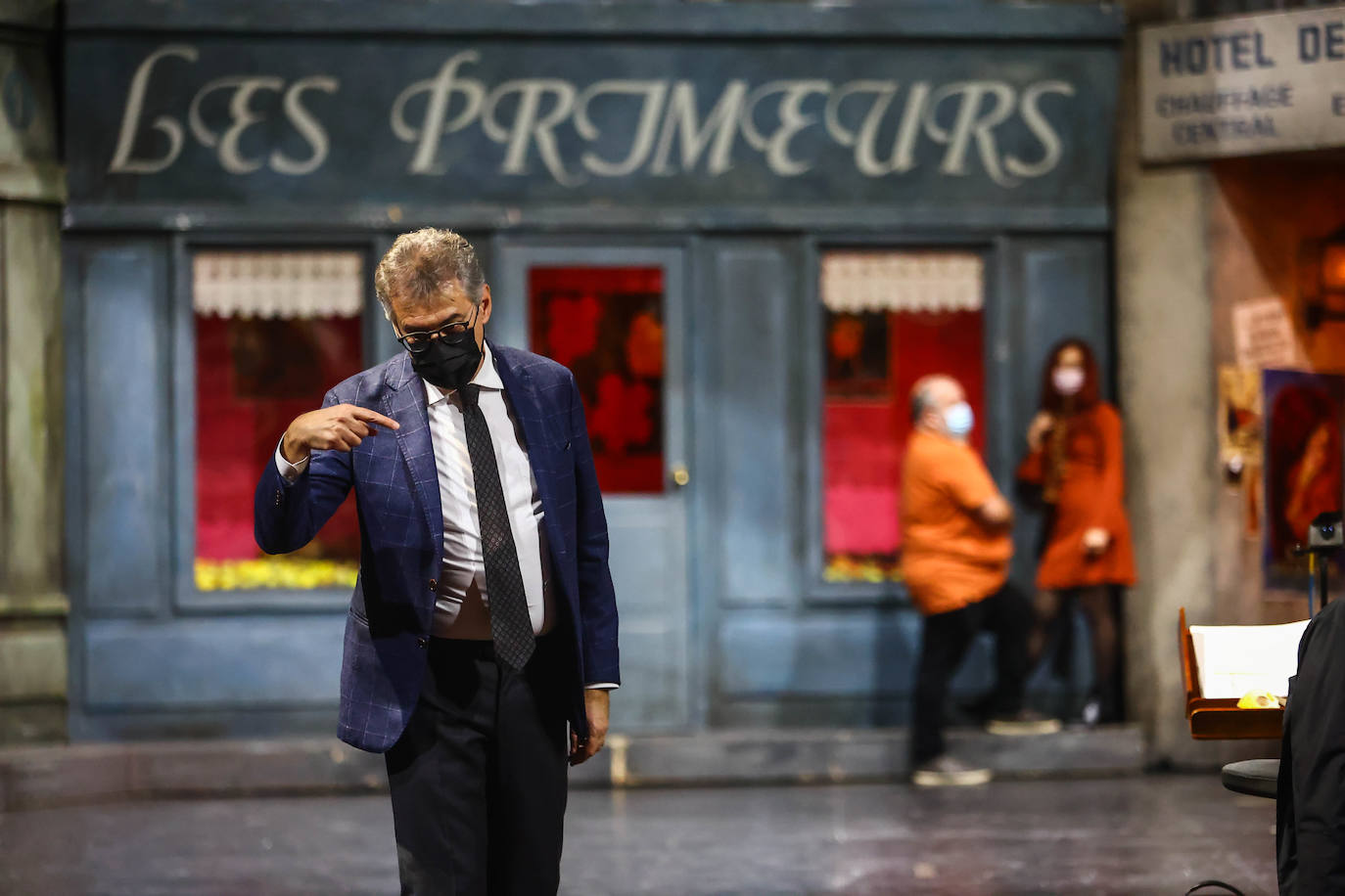 Con escenografía y vestuario de los añorados Julio Galán y Pepa Ojanguren y dirección de escena de Sagi, la producción alza el telón en Oviedo por cuarta vez. Pero lo hace en el Campoamor de la nueva normalidad, «así que el clima es diferente» 