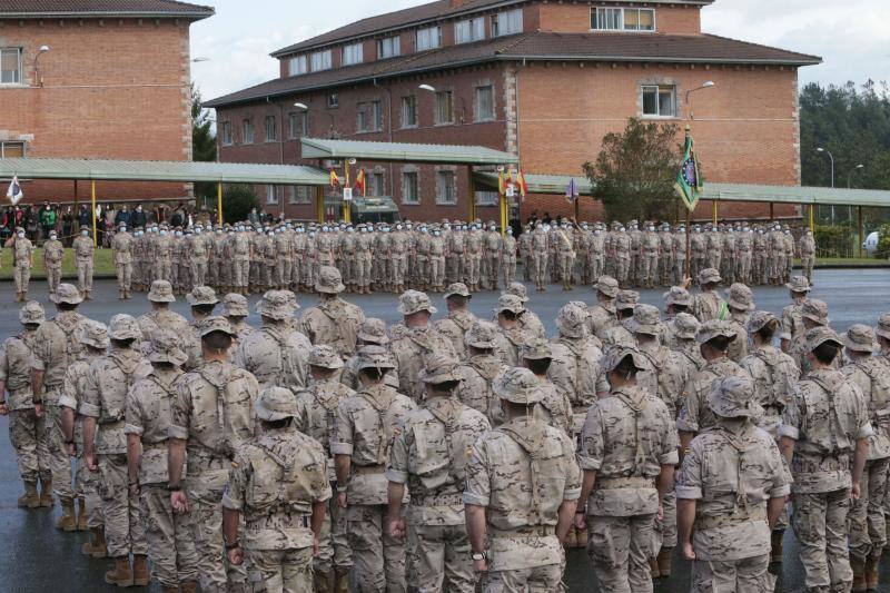 Los soldados asturianos participarán en misiones internacionales para instruir a los ejércitos de Mali e Irak, protegiendo al personal de la OTAN desplegado allí. El contingente del Regimiento Príncipe fue despedido en un acto presidido por el General Jefe de la Brigada 'Galicia' VII (Brilat), Luis Cortés.