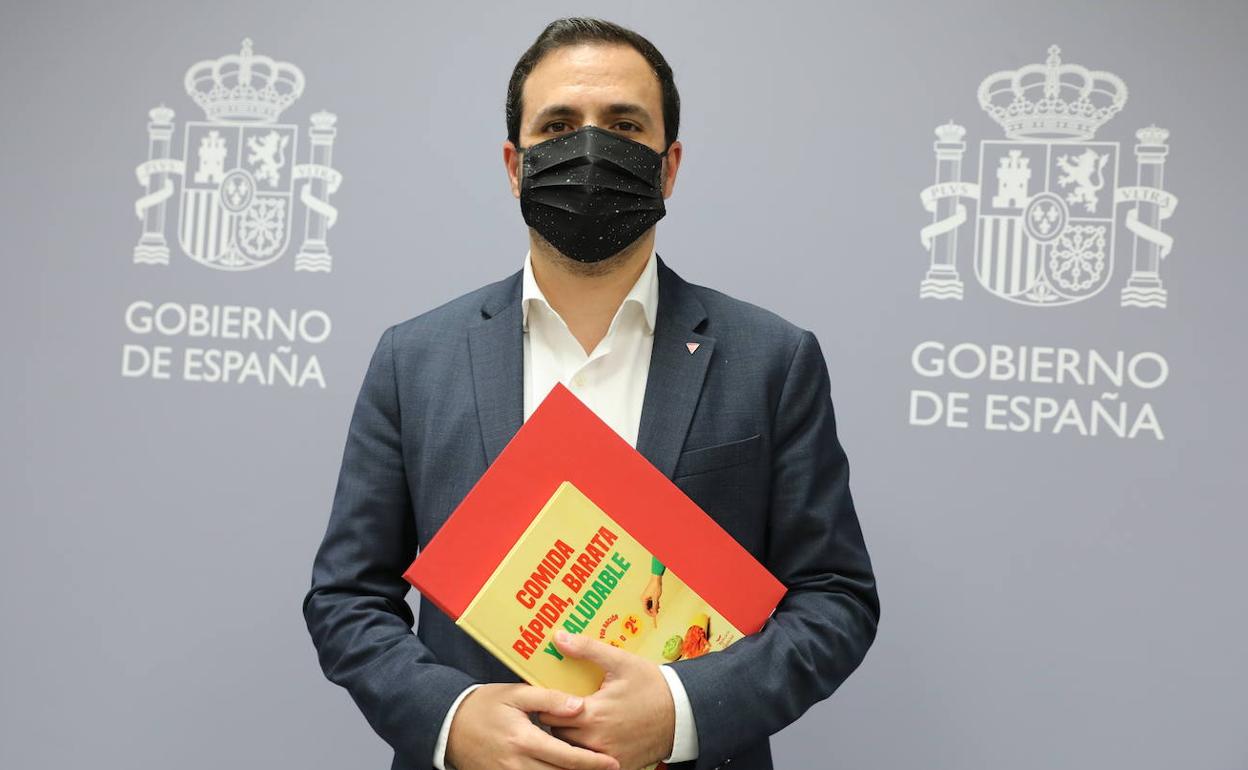 Alberto Garzón, durante la presentación del libro de recetas 